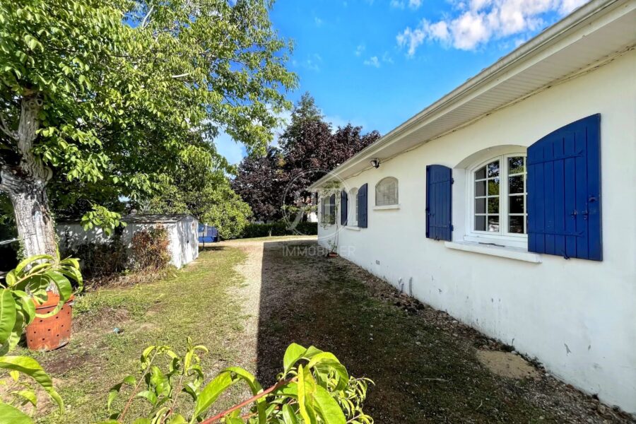 Maison à vendre à Saint-Seurin-sur-l&rsquo;Isle — Vue nature — photo 15