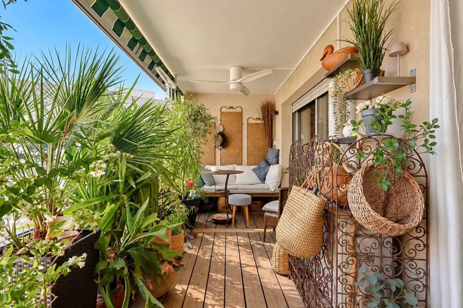 Appartement à vendre à Marseille 6e arrondissement — Vue sur la ville — photo 2