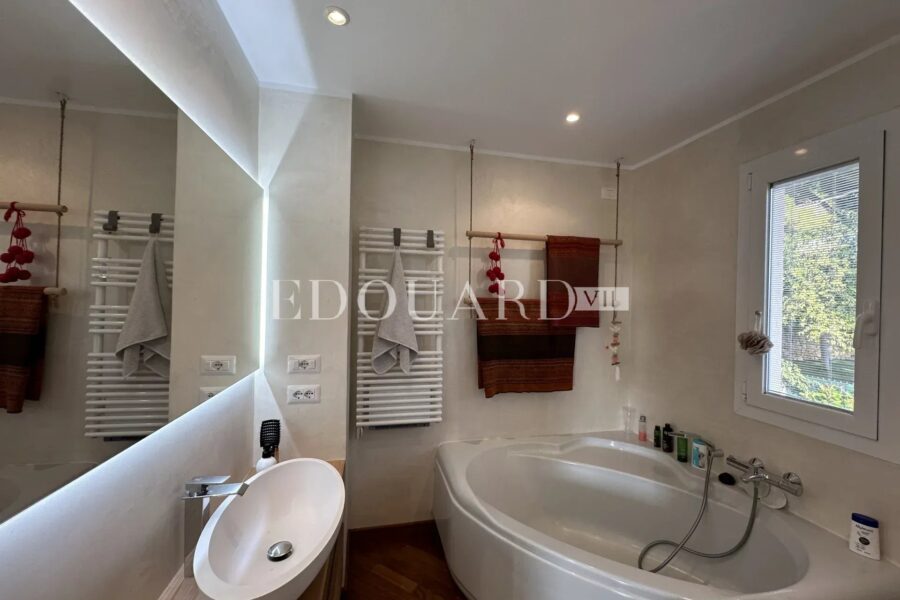 Appartement à louer à Roquebrune-Cap-Martin — Vue mer — photo 15