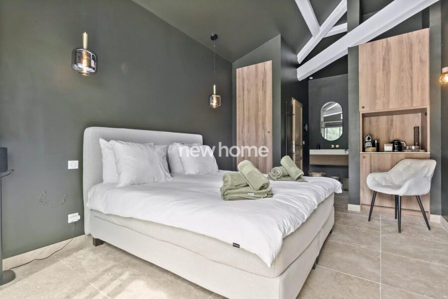 Maison à vendre à Sainte-Maxime — Vue mer — photo 12