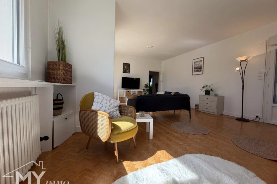 Maison à vendre à Pineuilh — Vue parc & jardin — photo 10
