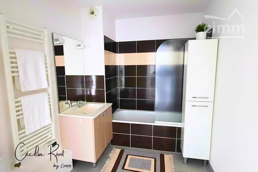 Appartement à vendre à Artigues-près-Bordeaux — Vue parc & jardin — photo 5