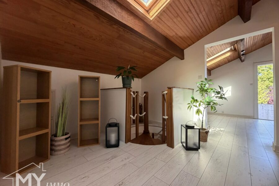 Maison à vendre à Pineuilh — Vue parc & jardin — photo 16