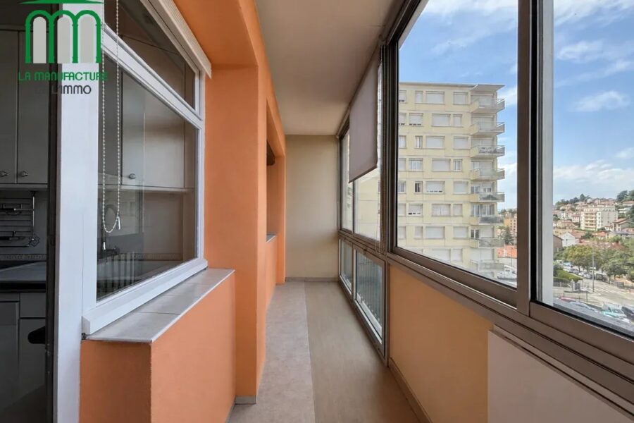 Appartement à vendre à Saint-Étienne — Vue sur la ville — photo 7