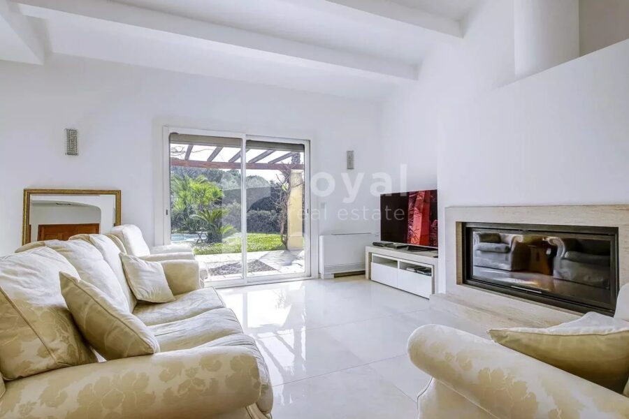 Maison à vendre à Mougins — Vue parc & jardin — photo 11