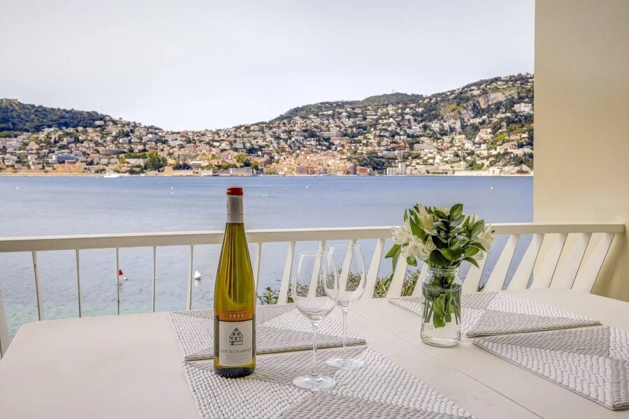 Appartement à vendre à Saint-Jean-Cap-Ferrat — Vue mer — photo 1