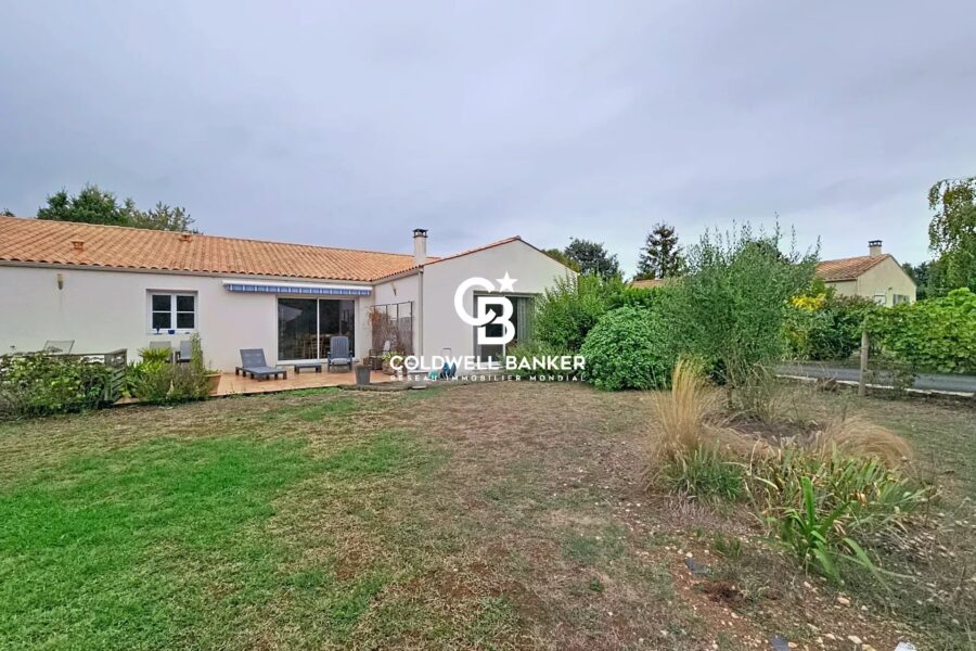 Maison à vendre à Saint-Porchaire — Vue nature — photo 29