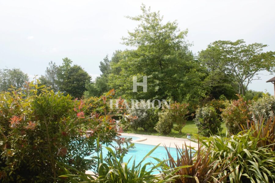 Maison à vendre à Salies-de-Béarn — Vue montagne — photo 3
