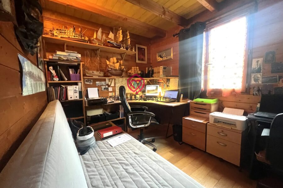 Maison à vendre à Montjoie-en-Couserans — Vue montagne — photo 14