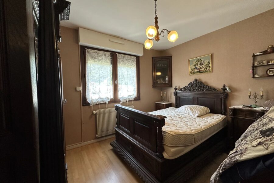 Appartement à vendre à Vals-les-Bains — Vue sur la ville — photo 5