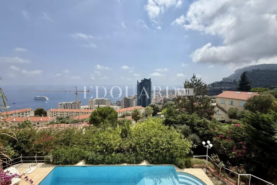 Maison à vendre à Beausoleil — Vue mer — photo 1