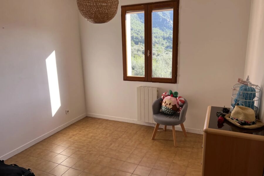 Maison à vendre à Coaraze — Vue montagne — photo 10