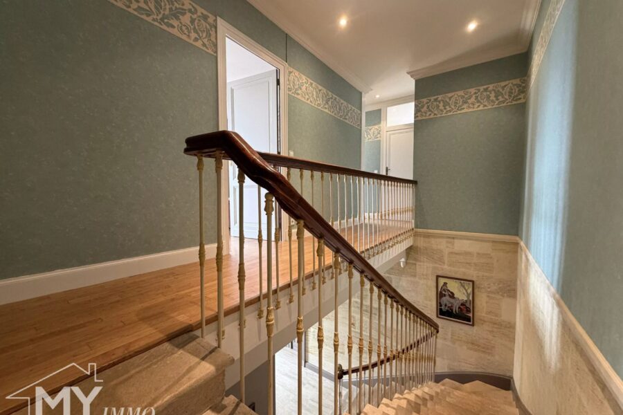 Maison à vendre à Saint-Vincent-de-Pertignas — Vue parc & jardin — photo 14