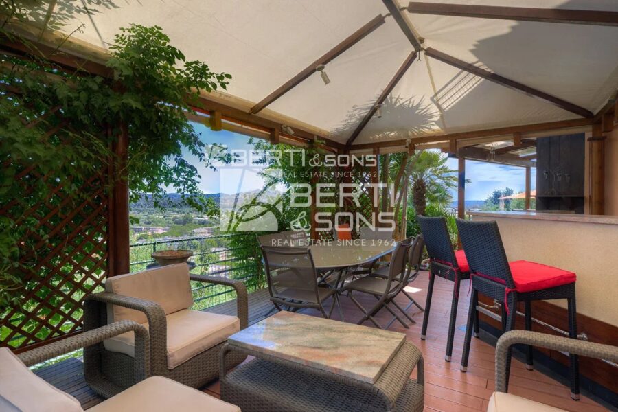 Maison à vendre à Mandelieu-la-Napoule — Vue mer — photo 10
