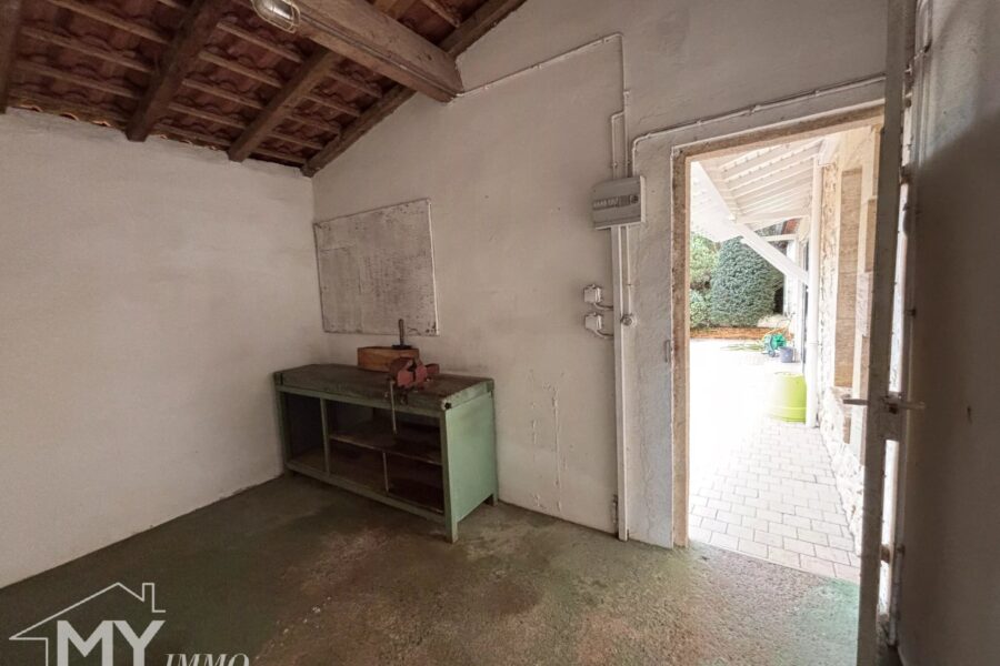 Maison à vendre à Saint-Vincent-de-Pertignas — Vue parc & jardin — photo 25
