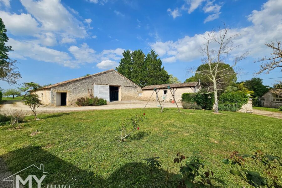 Maison à vendre à Les Lèves-et-Thoumeyragues — Vue montagne — photo 35