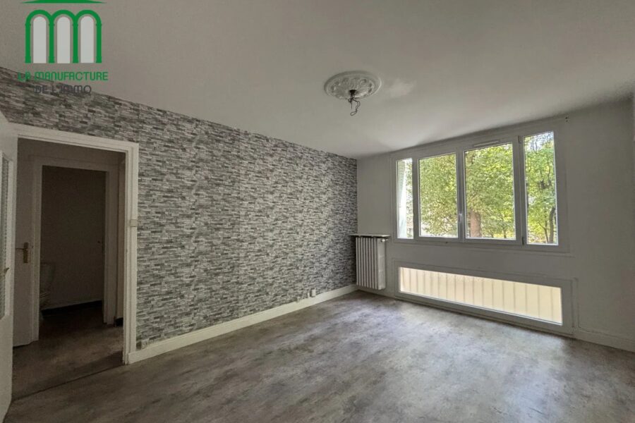 Appartement à vendre à Saint-Étienne — Vue nature — photo 2