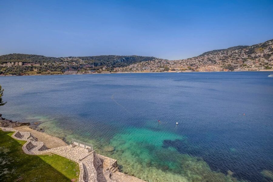 Appartement à vendre à Saint-Jean-Cap-Ferrat — Vue mer — photo 1