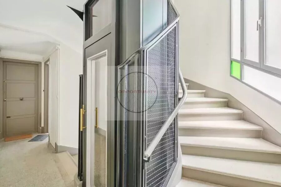 Appartement à vendre à Paris 20e arrondissement — Vue sur la ville — photo 10