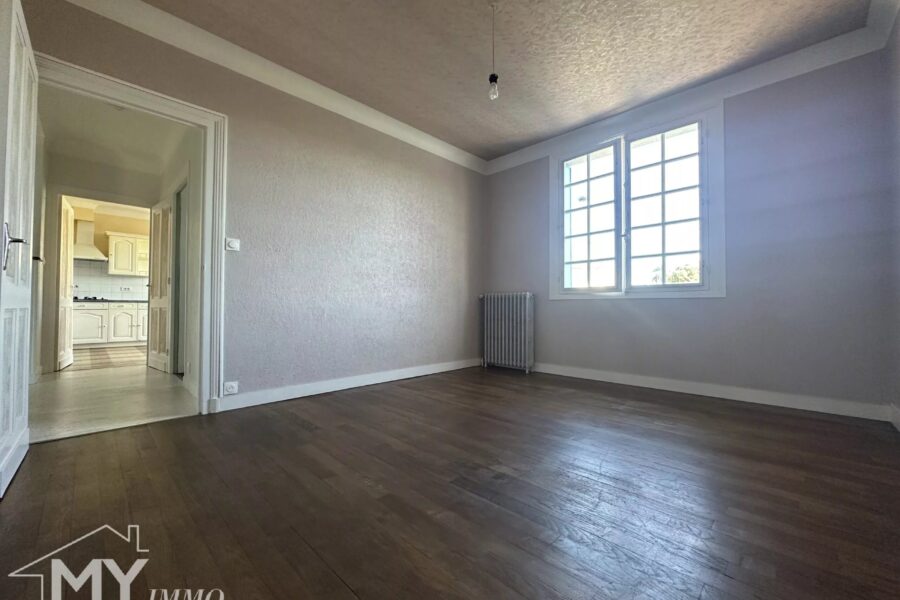 Maison à vendre à Bergerac — Vue parc & jardin — photo 7