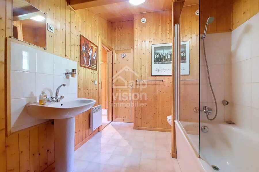 Maison à vendre à Abondance — Vue montagne — photo 22