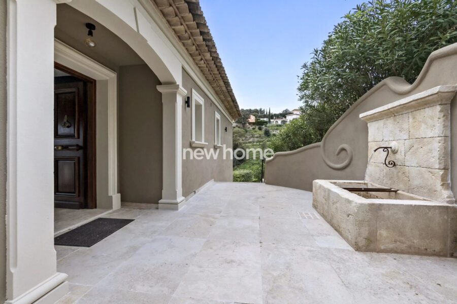 Maison à vendre à Sainte-Maxime — Vue mer — photo 16