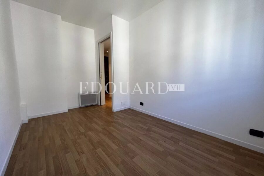 Appartement à vendre à Menton — Vue sur la ville — photo 11