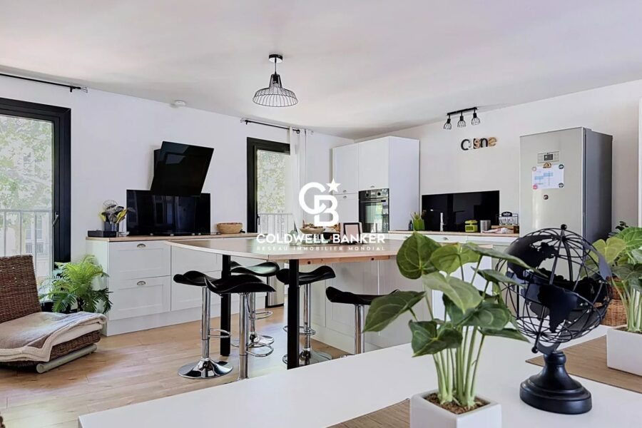 Appartement à vendre à Saintes — Vue sur la ville — photo 11