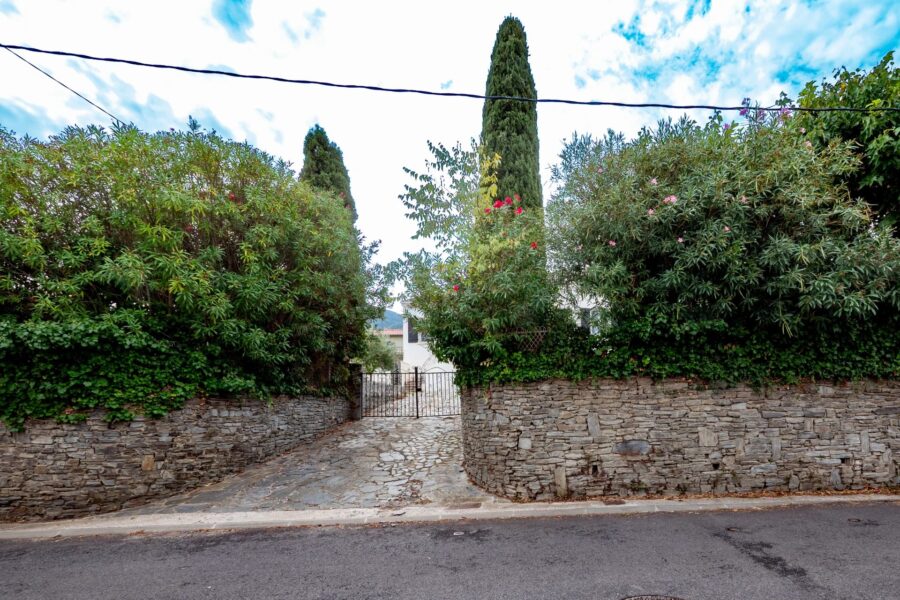 Maison à vendre à Villelongue-dels-Monts — Vue sur la ville — photo 27