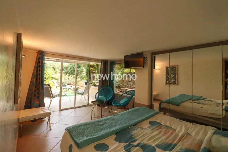 Maison à vendre à Fréjus — Vue mer — photo 17