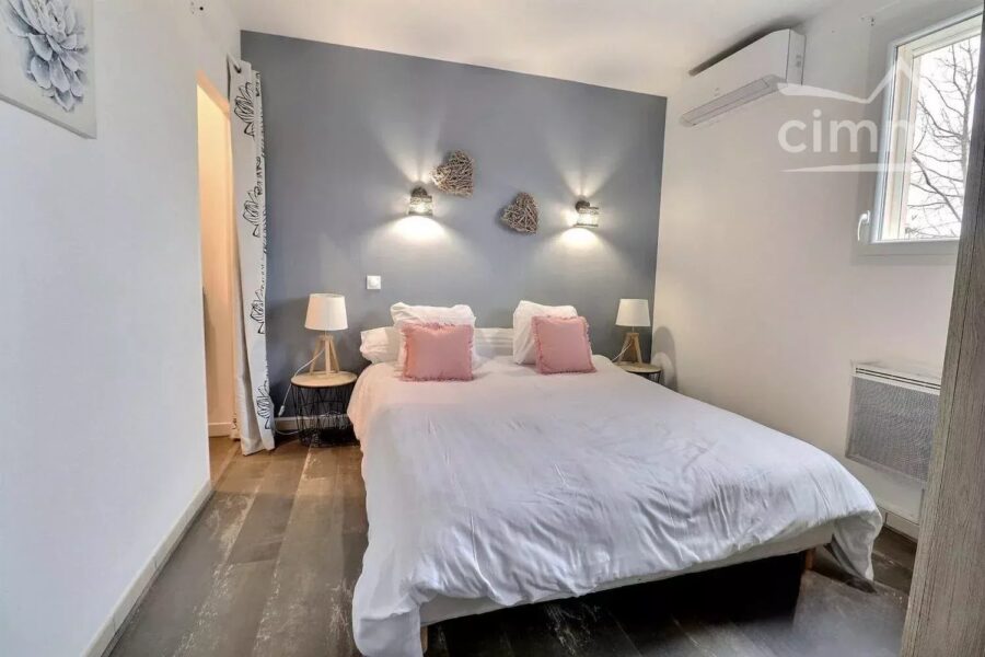 Maison à vendre à Lagorce — Vue montagne — photo 11