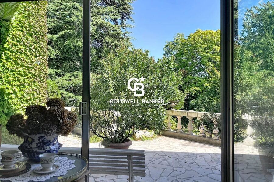 Maison à vendre à Saintes — Vue parc & jardin — photo 10