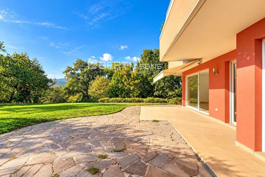 Appartement à vendre à Mandelieu-la-Napoule — Vue montagne — photo 1