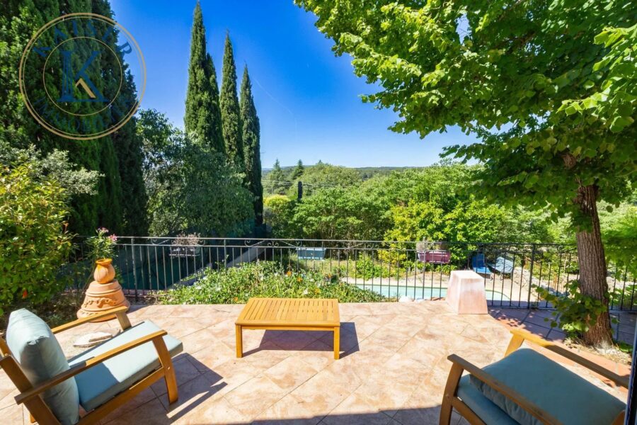Maison à vendre à Barjols — Vue montagne — photo 2