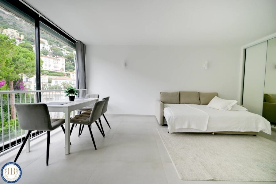 Appartement à vendre à Beaulieu-sur-Mer — Vue montagne — photo 3
