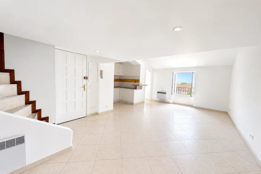 Appartement à vendre à Le Cannet — Vue mer — photo 3