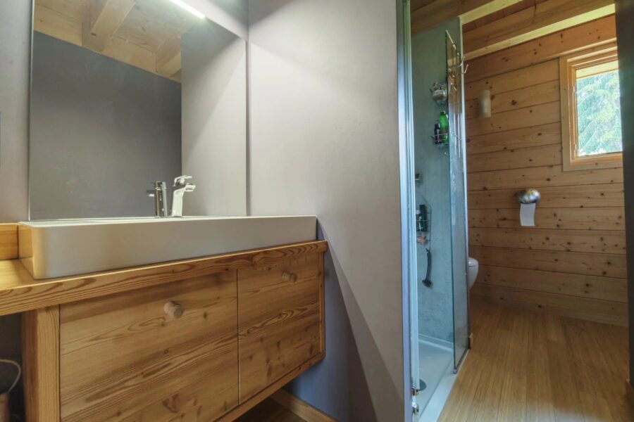 Maison à vendre à Arâches-la-Frasse — Vue montagne — photo 10