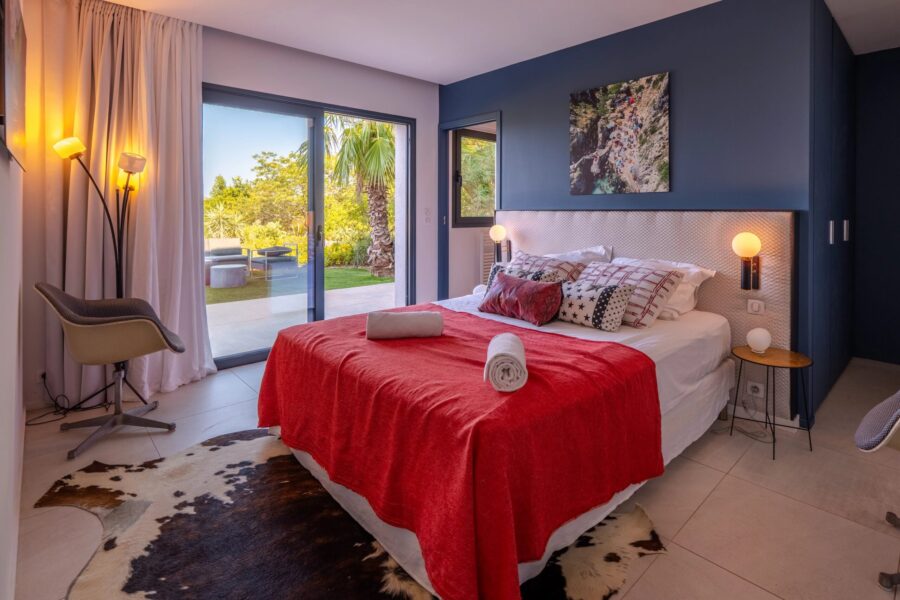 Maison à vendre à Sainte-Lucie-de-Porto-Vecchio — Vue mer — photo 12