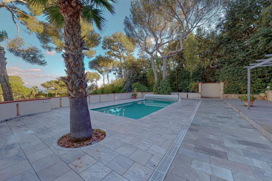 Maison à vendre à Saint-Jean-Cap-Ferrat — Vue mer — photo 2