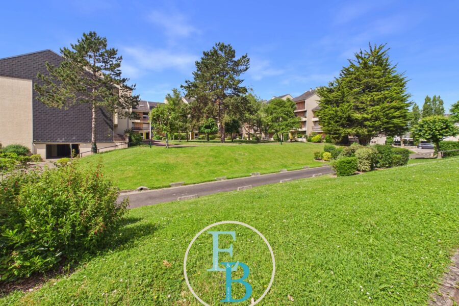 Appartement à vendre à Cabourg — Vue parc & jardin — photo 1