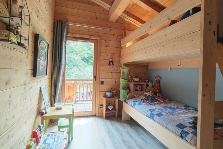 Maison à vendre à Arâches-la-Frasse — Vue montagne — photo 5