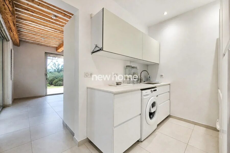 Maison à vendre à Saint-Antonin-du-Var — Vue montagne — photo 33