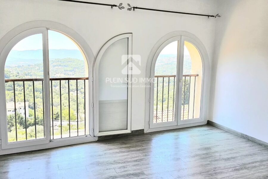 Appartement à vendre à Grasse — Vue montagne — photo 1
