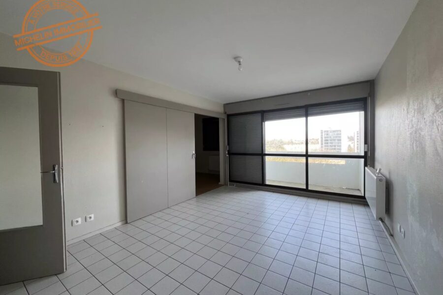 Appartement à vendre à Lyon 5e arrondissement — Vue sur la ville — photo 4