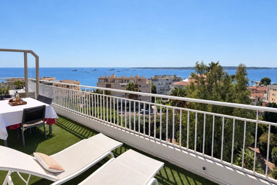 Appartement à vendre à Cannes — Vue mer — photo 1