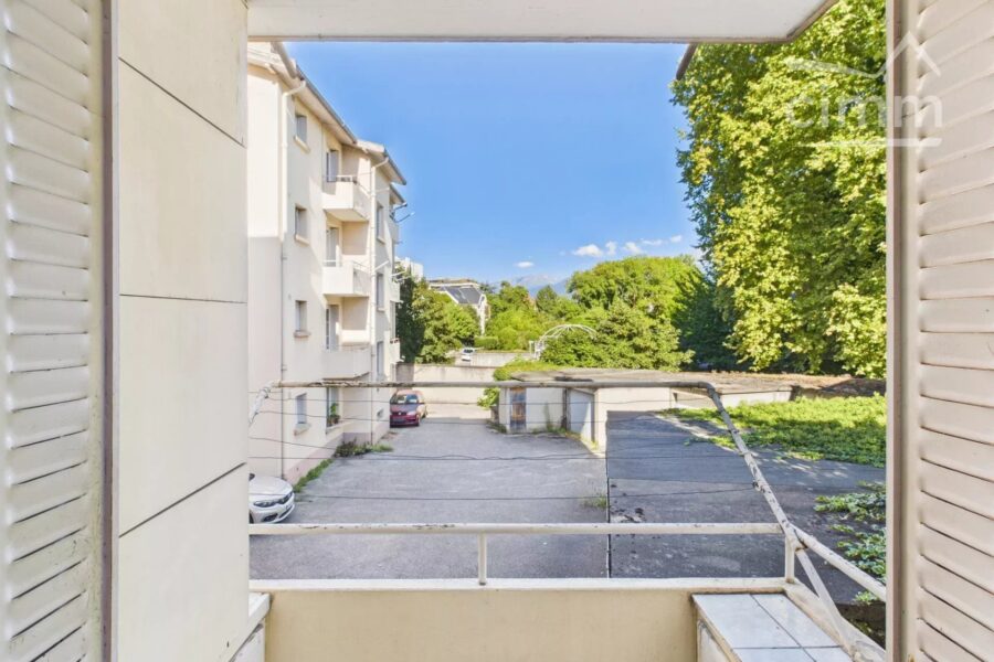 Appartement à vendre à Grenoble — Vue nature — photo 1