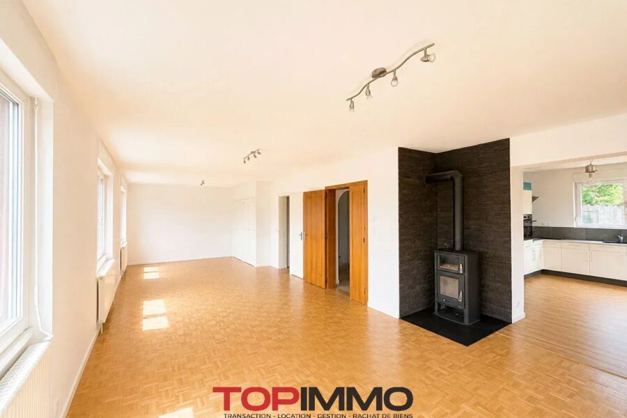 Maison à vendre à Saint-Dié-des-Vosges — Vue parc & jardin — photo 5