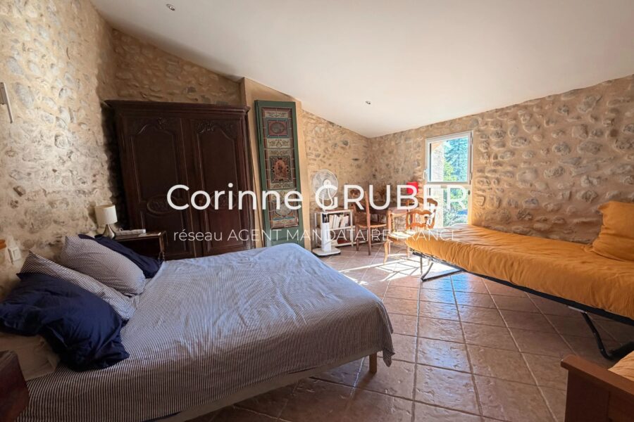 Maison à vendre à Saint-Jeannet — Vue montagne — photo 13
