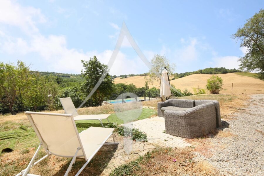 Maison à vendre à Le Pin-Murelet — Vue montagne — photo 21