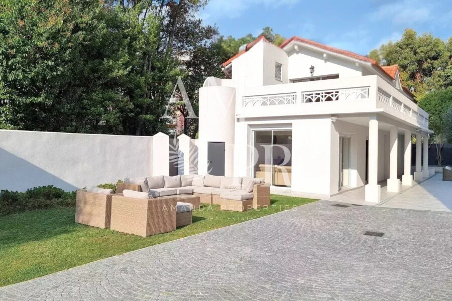Maison à vendre à Cannes — Vue parc & jardin — photo 2